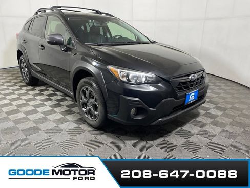 Used 2021 Subaru Crosstrek 2.5i Sport w/ Moonroof Package AWD/4WD image 2