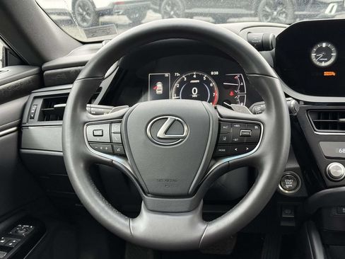 Used 2024 Lexus ES 250 w/ Premium Package AWD/4WD image 9