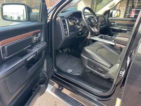 Used 2017 RAM 1500 Laramie w/ Convenience Group image 19