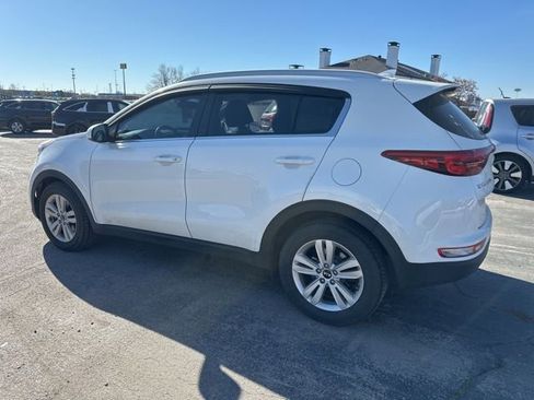 Used 2018 Kia Sportage LX w/ LX Popular Package image 12
