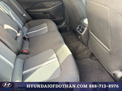 Certified 2021 Hyundai Sonata SEL w/ Convenience Package image 15