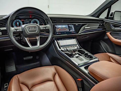 Certified 2023 Audi Q7 3.0T Premium w/ Convenience Package AWD/4WD image 29