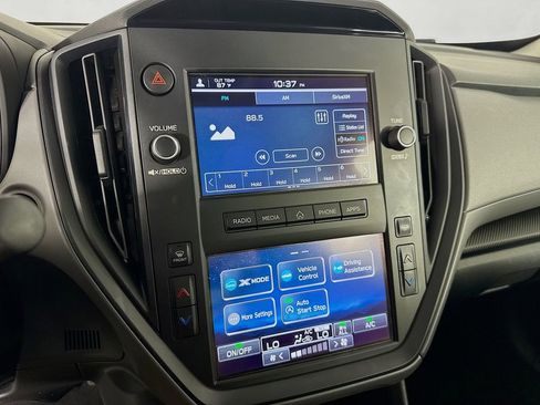 Used 2024 Subaru Crosstrek 2.0i AWD/4WD image 19