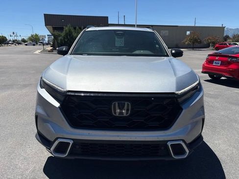 Used 2024 Honda CR-V Sport Touring image 8