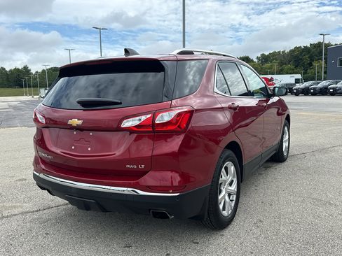 Certified 2019 Chevrolet Equinox LT w/ Sun & Navigation Package AWD/4WD image 5