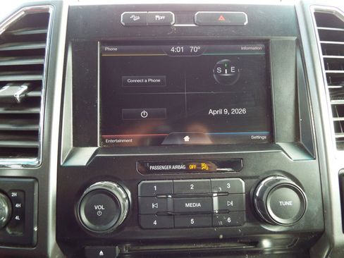 Used 2015 Ford F150 XLT w/ Equipment Group 302A Luxury AWD/4WD image 16