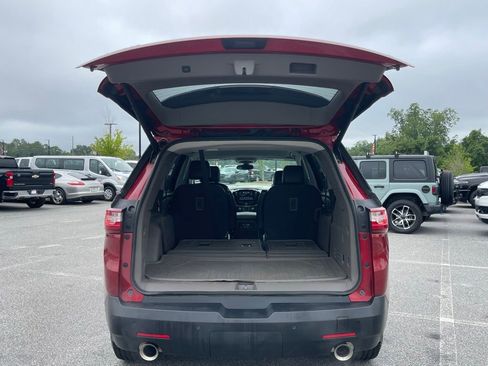Used 2019 Chevrolet Traverse LT FWD image 37
