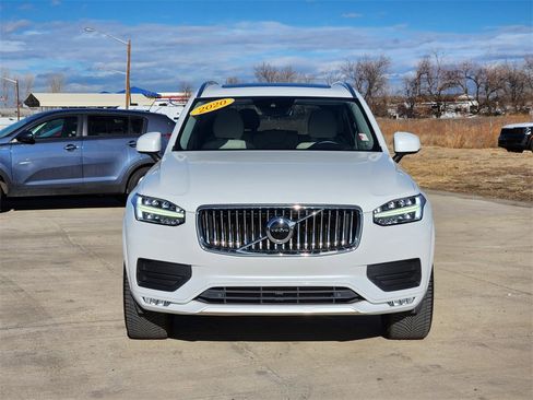 Used 2020 Volvo XC90 T5 Momentum w/ Protection Package Premier image 5