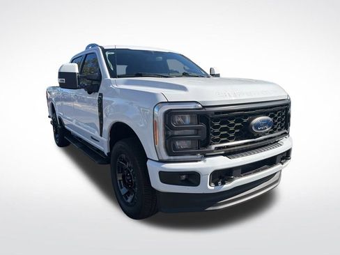 Used 2023 Ford F250 Lariat w/ Sport Appearance Package image 2
