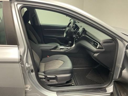 Used 2021 Toyota Camry LE FWD image 25