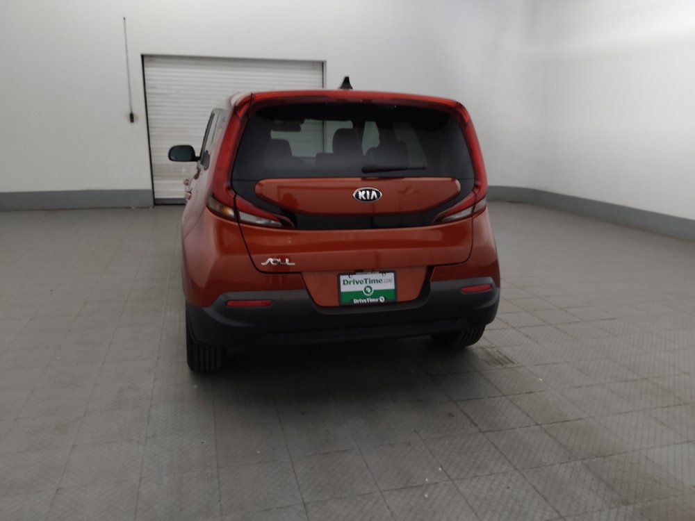 Used 2021 Kia Soul LX FWD image 6