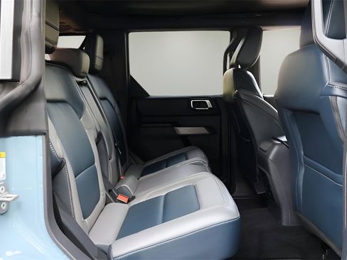 Used 2023 Ford Bronco Outer Banks image 17