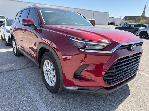 Used 2026 Toyota Grand Highlander XLE w/Panoramic Moonroof/Navig image 3