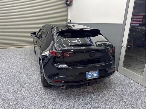 Used 2021 MAZDA MAZDA3 Hatchback w/Premium Plus Pkg AWD/4WD image 3