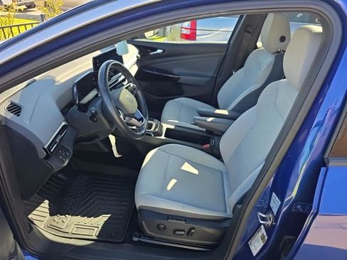 Used 2022 Volkswagen ID.4 Pro S w/ Gradient Package image 14