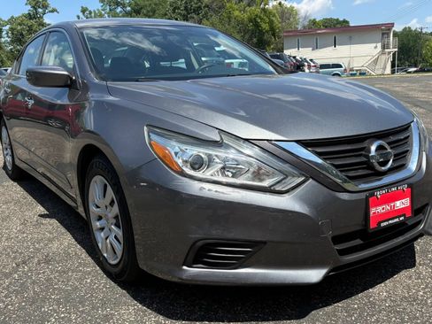Used 2016 Nissan Altima 2.5 S w/ Power Driver Seat Package FWD image 13