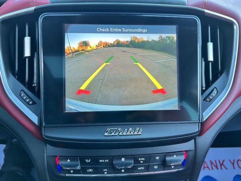 Used 2017 Maserati Ghibli image 23