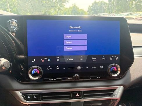 Used 2024 Lexus RX 350 F Sport w/ Convenience Package AWD/4WD image 16
