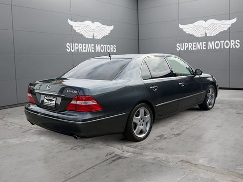 Used 2005 Lexus LS 430 RWD image 3