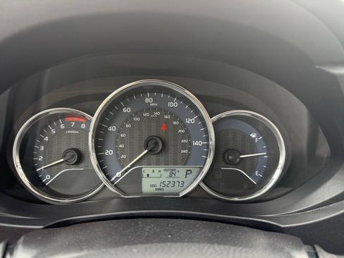 Used 2015 Toyota Corolla LE FWD image 22
