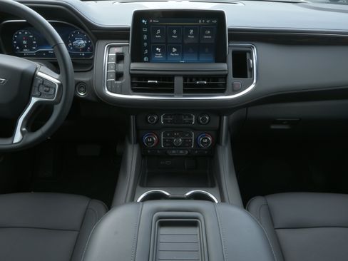 Used 2023 Chevrolet Tahoe Z71 w/ Luxury Package AWD/4WD image 14