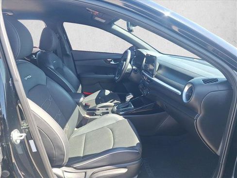 Used 2023 Kia Forte GT-Line w/ GT-Line Technology Package FWD image 18