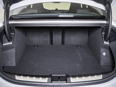 New 2025 Porsche Taycan GTS image 26