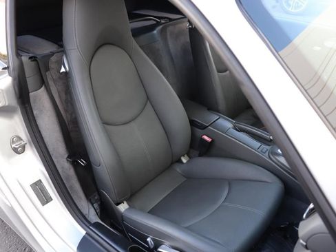 Used 2009 Porsche Cayman image 29