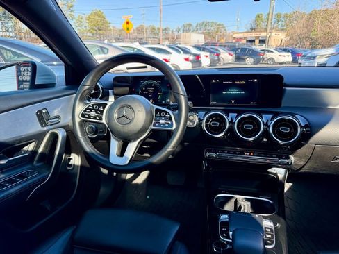 Used 2019 Mercedes-Benz A 220 image 17