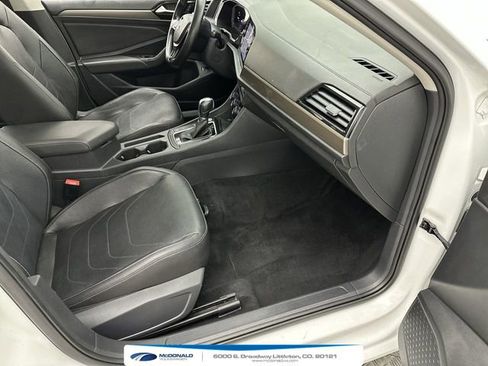 Used 2019 Volkswagen Jetta SEL Premium FWD image 25