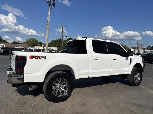Used 2021 Ford F250 Lariat w/ Lariat Value Package AWD/4WD image 6