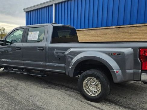 Used 2022 Ford F350 XL w/ STX Appearance Package image 3