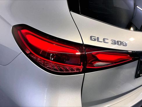 New 2026 Mercedes-Benz GLC 300 4MATIC image 5