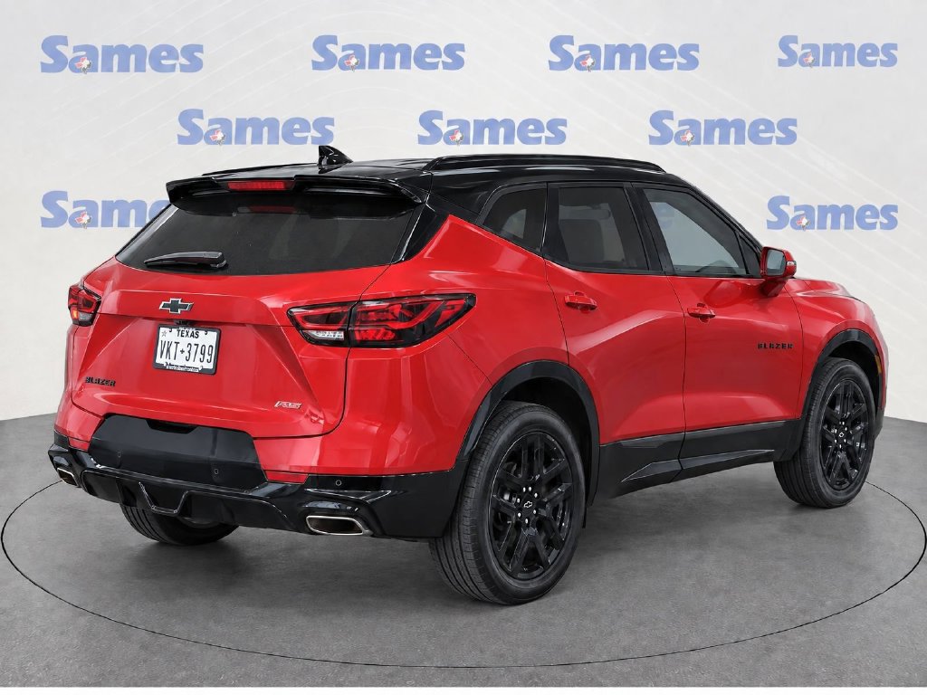 Used 2024 Chevrolet Blazer RS w/ Driver Confidence II Package FWD image 3