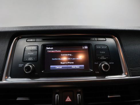 Used 2016 Kia Optima EX image 25