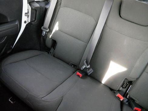 Used 2022 Jeep Wrangler Unlimited Sport image 12