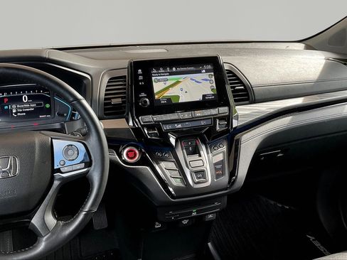 Used 2022 Honda Odyssey Elite image 9