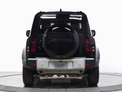 Used 2025 Land Rover Defender 90 S AWD/4WD image 4