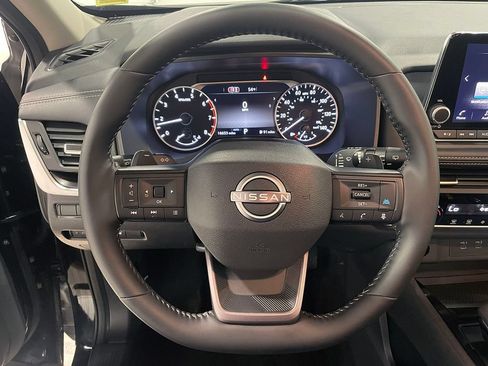 Used 2026 Nissan Rogue SV AWD/4WD image 31