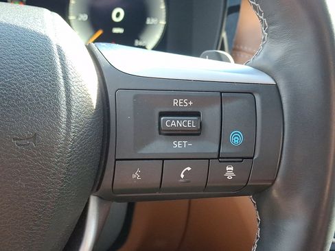 Used 2023 INFINITI QX60 Sensory w/ Cargo Package image 23