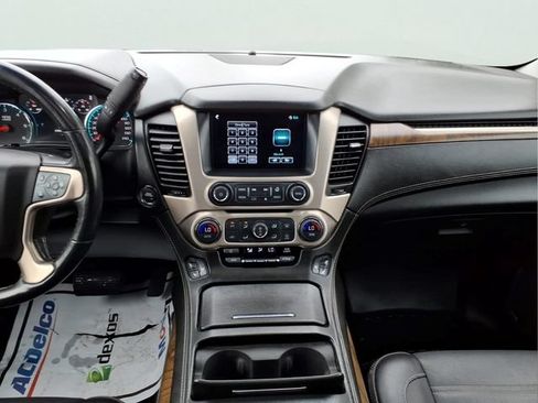 Used 2018 GMC Yukon XL Denali w/ Open Road Package AWD/4WD image 13