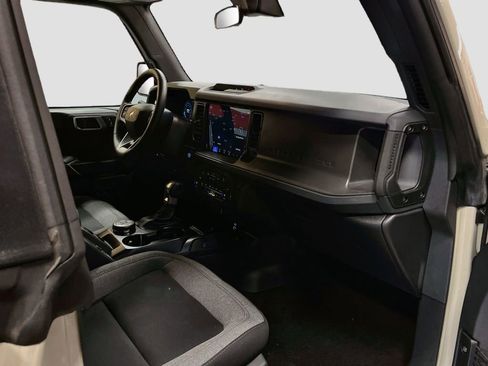 Used 2025 Ford Bronco Big Bend AWD/4WD image 28