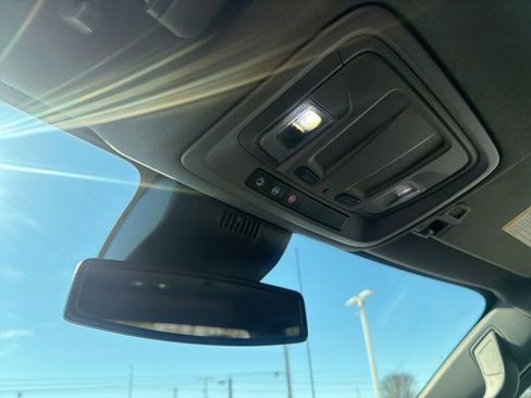 Used 2023 Chevrolet Silverado 1500 LTZ image 14