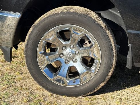 Used 2022 RAM 1500 Big Horn AWD/4WD image 14