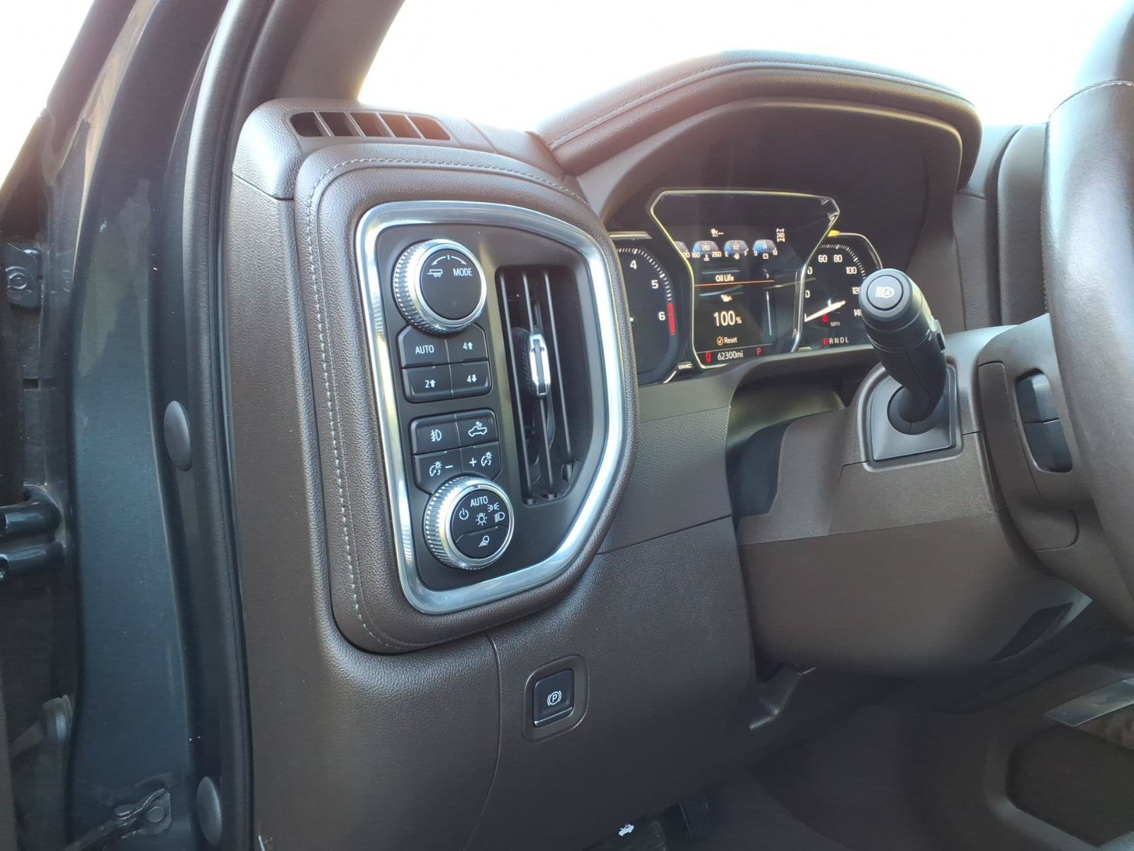 Used 2021 GMC Sierra 1500 Denali w/ Denali Premium Package AWD/4WD image 20