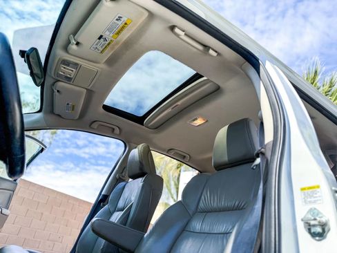 Used 2012 Honda CR-V EX-L image 8