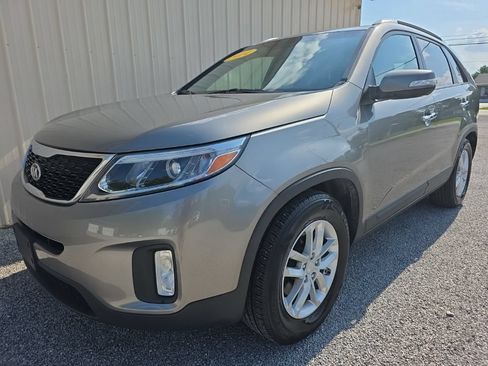 Used 2014 Kia Sorento LX FWD image 11