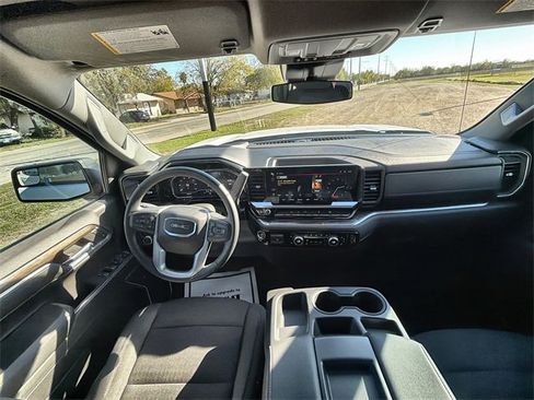 Certified 2024 GMC Sierra 1500 Elevation image 19