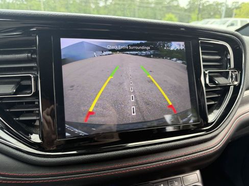 Certified 2025 Dodge Durango GT AWD/4WD image 12
