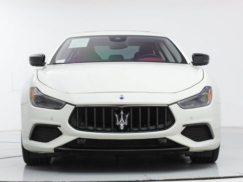 Certified 2023 Maserati Ghibli Modena RWD image 8